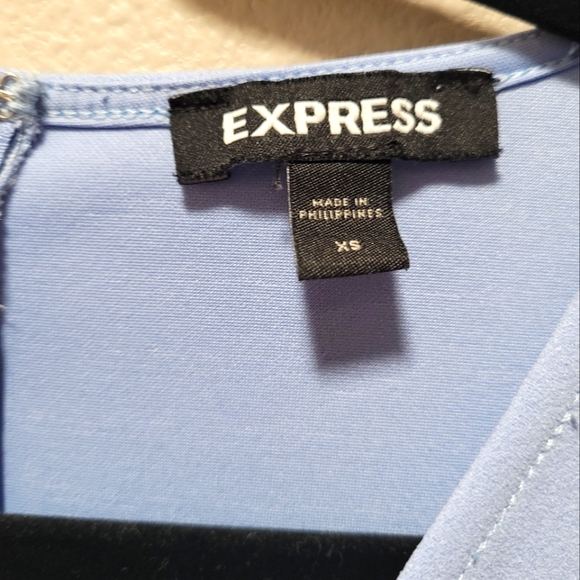Express jumpsuit in darling blue color XS - Picture 2 of 3
